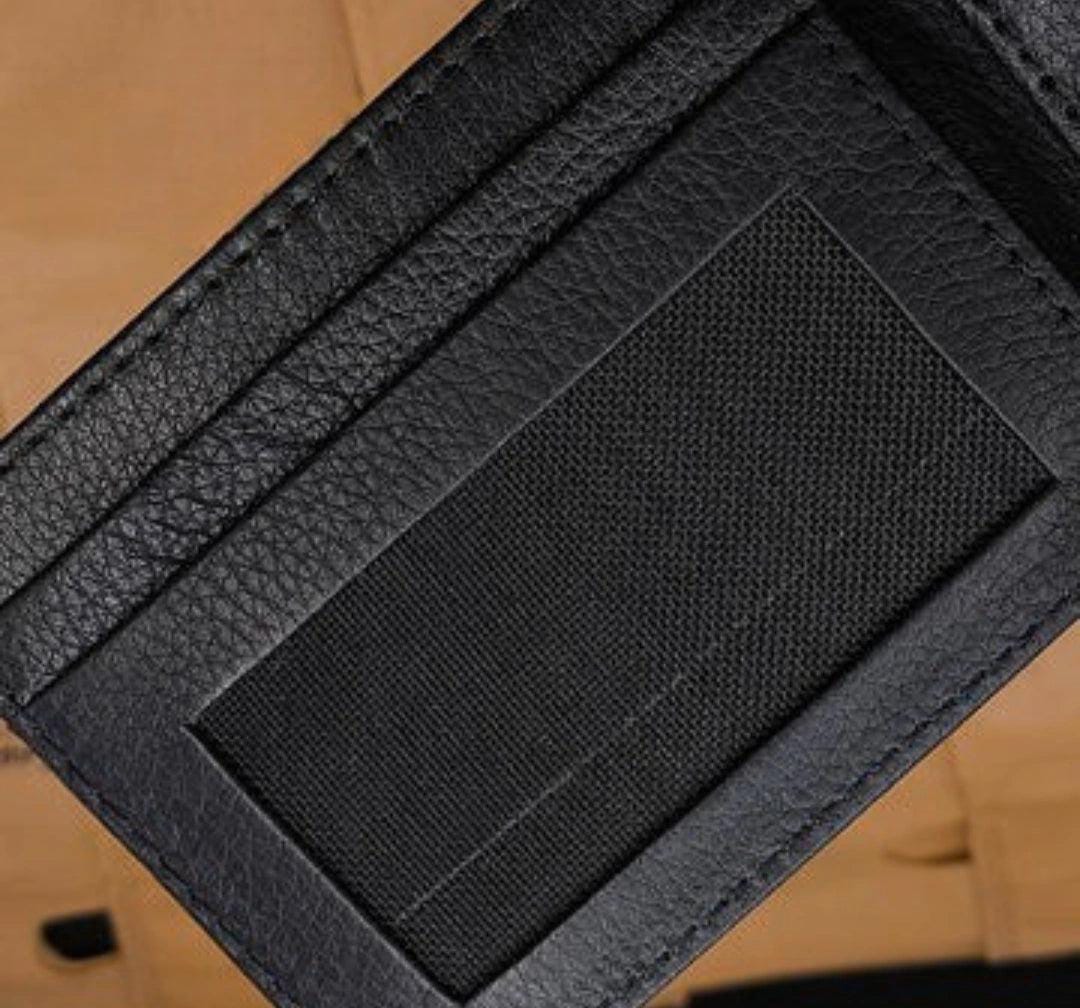 Premium Black Leather Wallet – Slim & Stylish